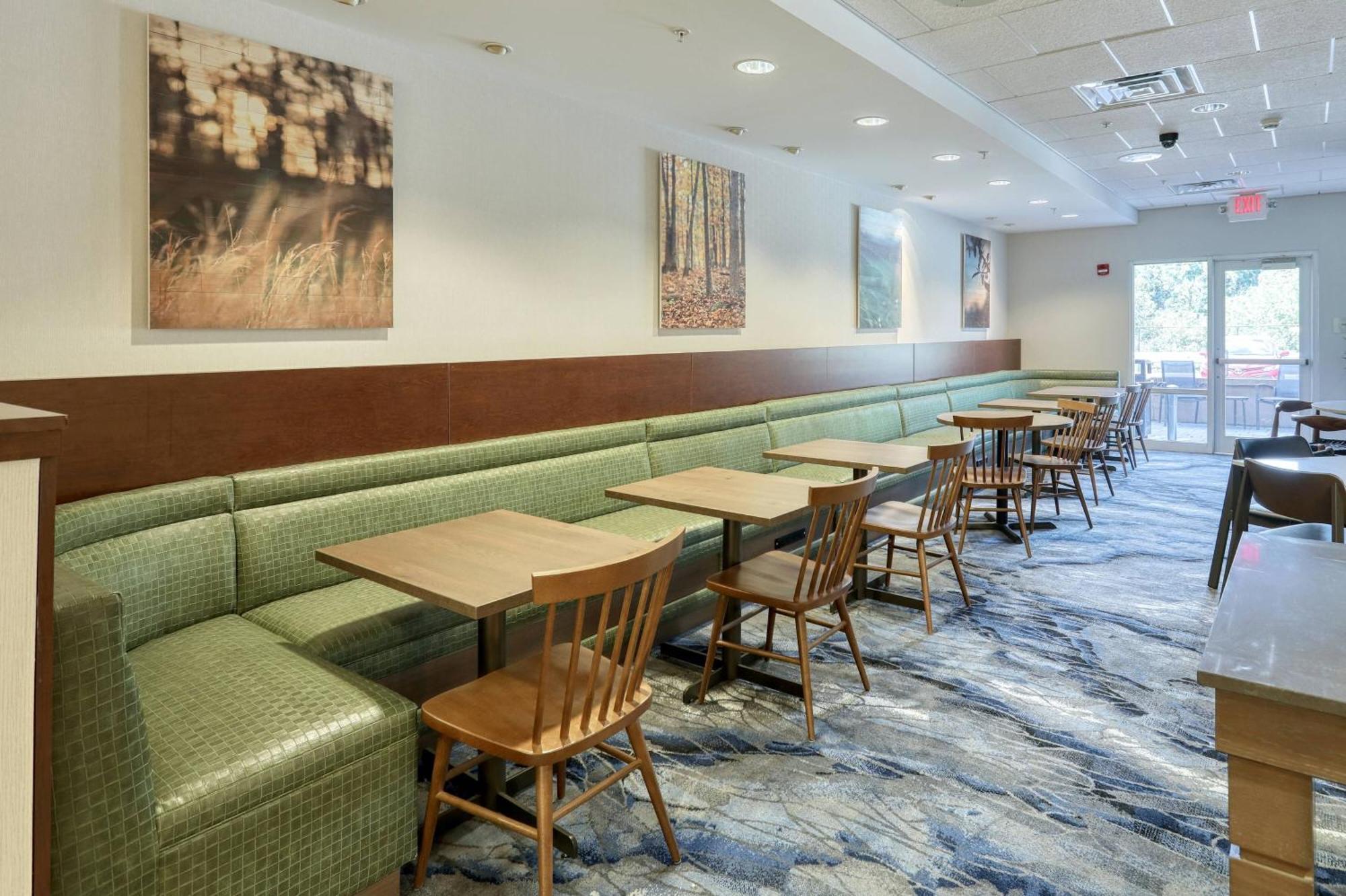 Fairfield Inn & Suites By Marriott Harrisburg West/Нью-Камберленд Экстерьер фото