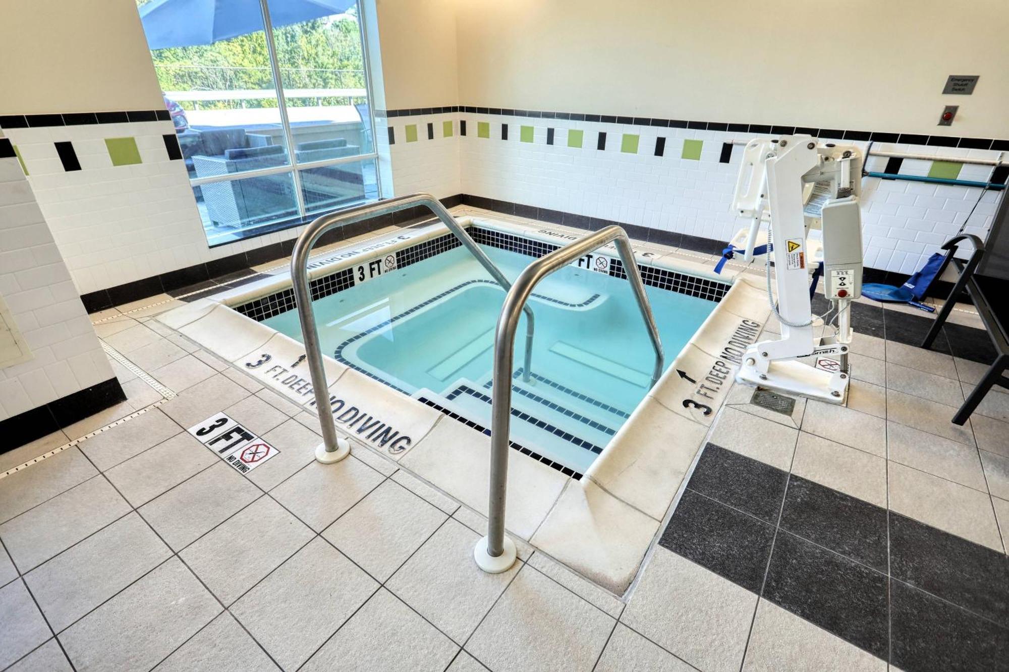 Fairfield Inn & Suites By Marriott Harrisburg West/Нью-Камберленд Экстерьер фото
