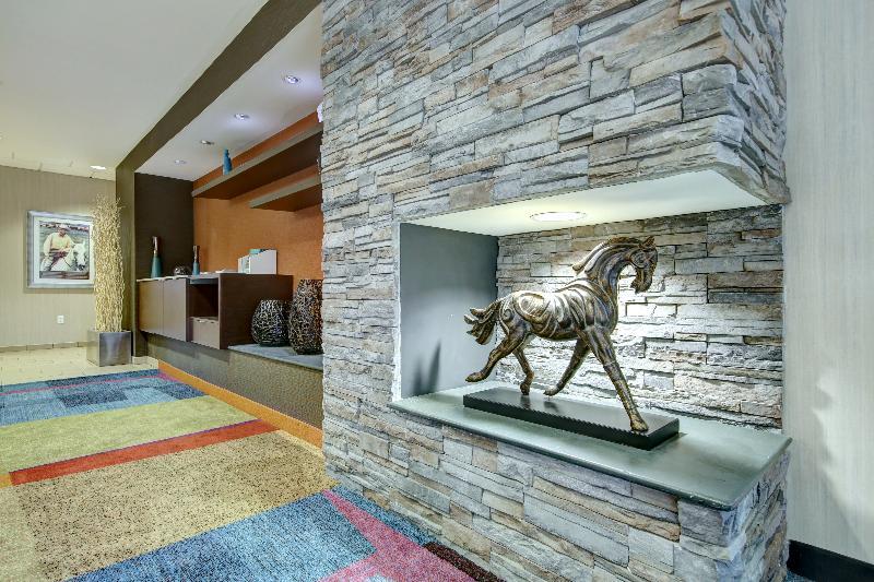 Fairfield Inn & Suites By Marriott Harrisburg West/Нью-Камберленд Экстерьер фото