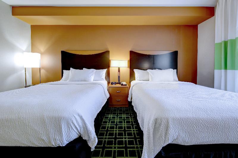 Fairfield Inn & Suites By Marriott Harrisburg West/Нью-Камберленд Экстерьер фото