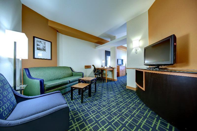 Fairfield Inn & Suites By Marriott Harrisburg West/Нью-Камберленд Экстерьер фото