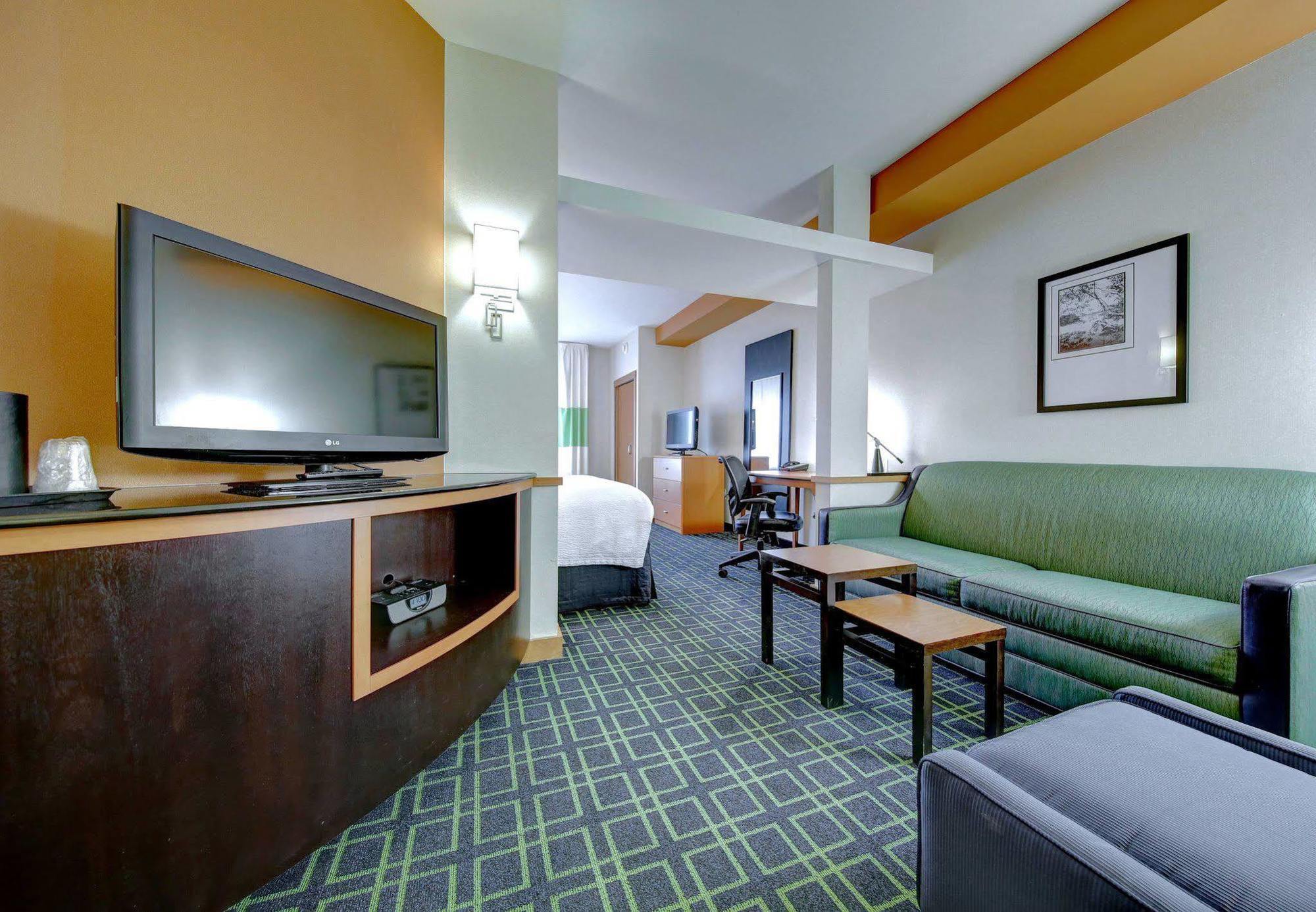 Fairfield Inn & Suites By Marriott Harrisburg West/Нью-Камберленд Экстерьер фото