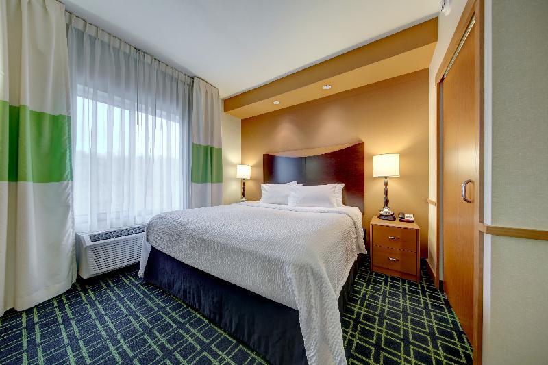 Fairfield Inn & Suites By Marriott Harrisburg West/Нью-Камберленд Экстерьер фото
