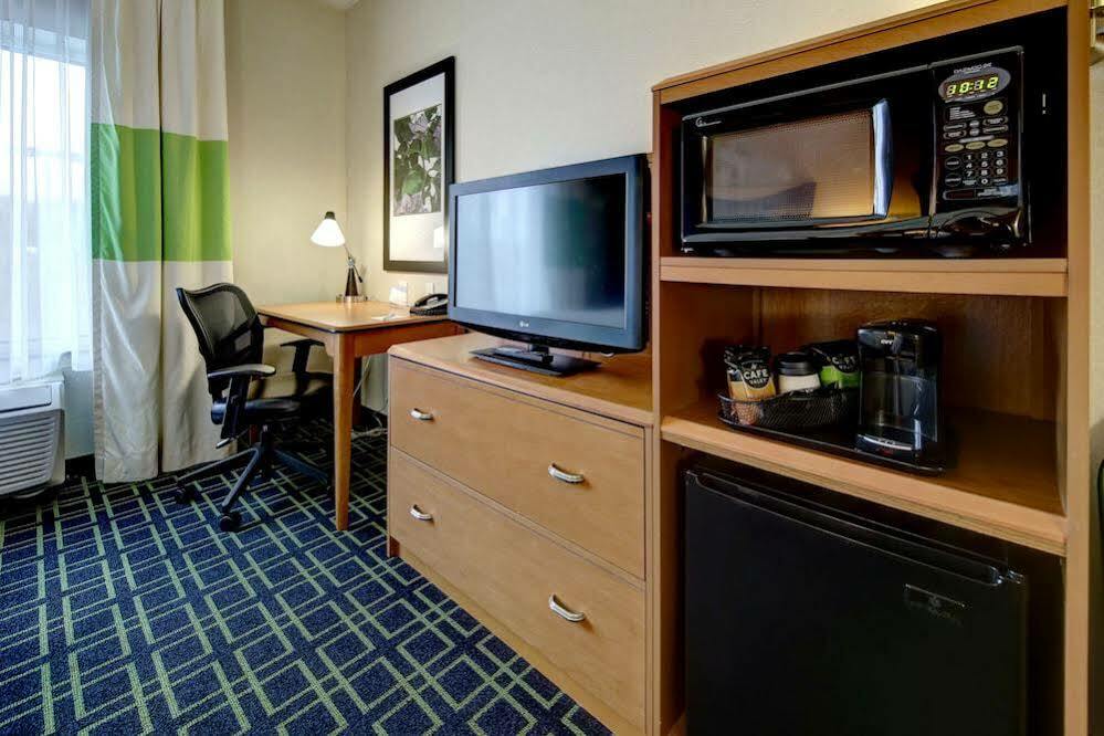 Fairfield Inn & Suites By Marriott Harrisburg West/Нью-Камберленд Экстерьер фото